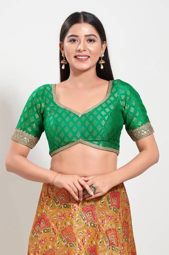 Muhenera Padded Brocade Sweatheart Neck Blouse
