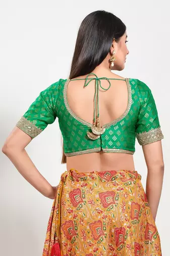 Muhenera Padded Brocade Sweatheart Neck Blouse
