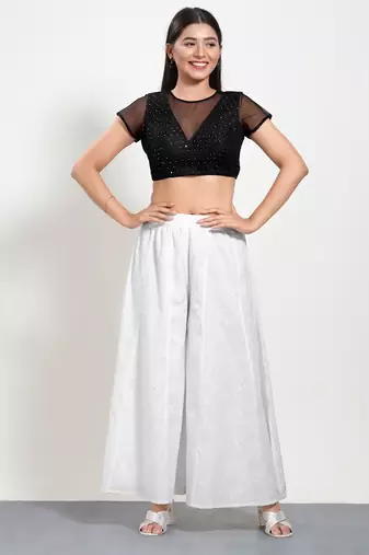 Muhenera Padded Net V-Neck Blouse