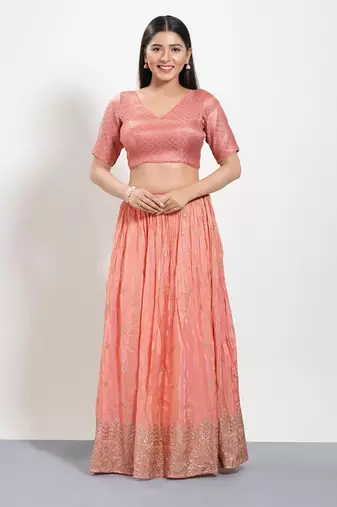 Muhenera Padded Brocade V-Neck Blouse