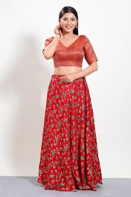 Muhenera Padded Brocade V-Neck Blouse 4