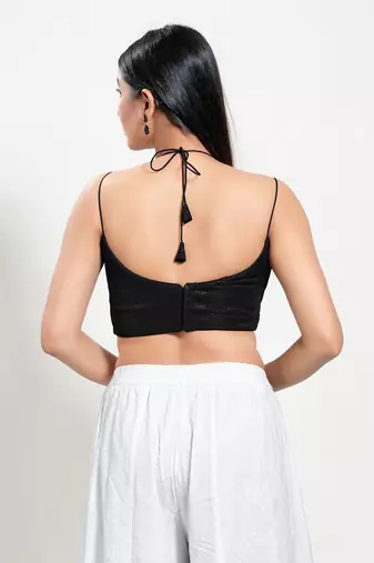 Muhenera Padded Net Halter Neck Blouse