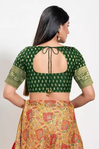 Muhenera Padded Brocade Round Neck Blouse
