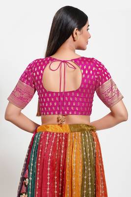 Muhenera Padded Brocade Round Neck Blouse 2