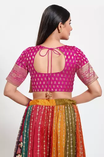 Muhenera Padded Brocade Round Neck Blouse