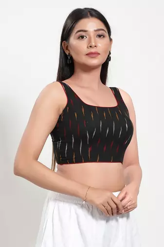Muhenera Padded Cotton Round Neck Blouse