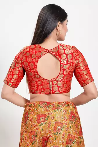 Muhenera Padded Brocade Boat Neck Blouse