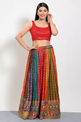 Muhenera Padded Silk Square Neck Blouse