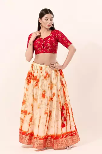Muhenera Padded Brocade Sweatheart Neck Blouse