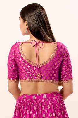 Muhenera Padded Brocade Sweatheart Neck Blouse 2