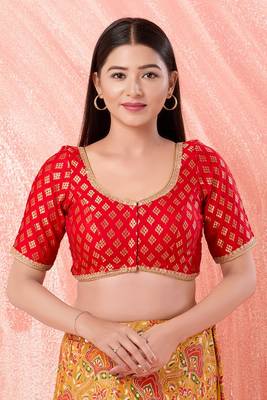 Muhenera Padded Brocade Sweatheart Neck Blouse 1