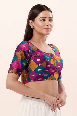 Muhenera Padded Brocade Round Neck Blouse 3