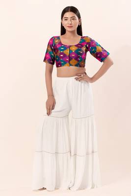 Muhenera Padded Brocade Round Neck Blouse 4