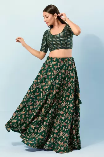 Muhenera Padded Brocade Round Neck Blouse