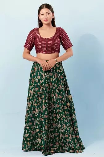 Muhenera Padded Brocade Round Neck Blouse