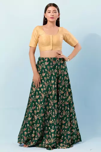 Muhenera Padded Brocade Round Neck Blouse