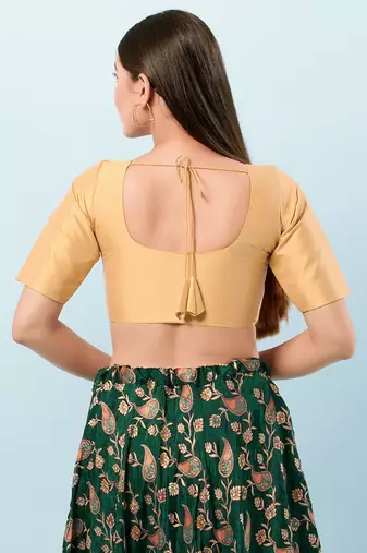 Muhenera Padded Brocade Round Neck Blouse