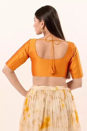 Muhenera Padded Brocade Round Neck Blouse