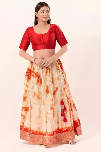 Muhenera Padded Brocade Round Neck Blouse