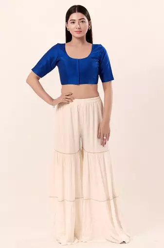 Muhenera Padded Brocade Round Neck Blouse