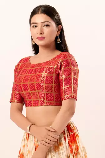 Muhenera Padded Brocade Boat Neck Blouse