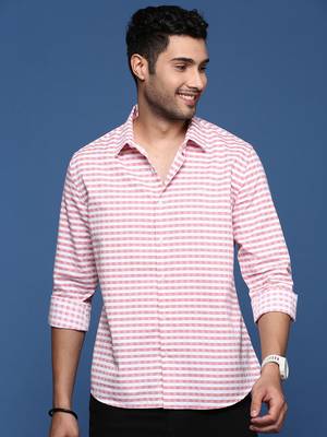 Showoff men's checked slim fit peach shirt 2