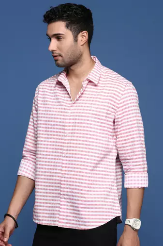 Showoff men's checked slim fit peach shirt