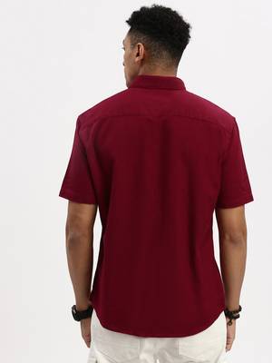 men's maroon solid slim fit shirt 4