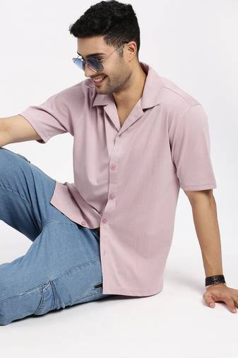 men's peach cuban collar relaxed fit solid shirt