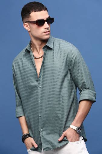 men's green slim fit striped shirt