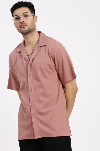men's peach cuban collar relaxed fit solid shirt