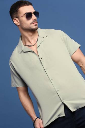 men's green solid cuban collar relaxed fit shirt