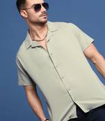 men's green solid cuban collar relaxed fit shirt