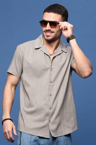 men's grey solid cuban collar relaxed fit shirt