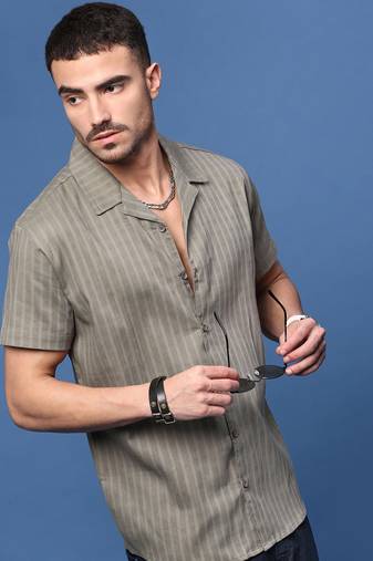 men's olive solid cuban collar relaxed fit shirt