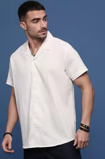 men's white solid cuban collar relaxed fit shirt