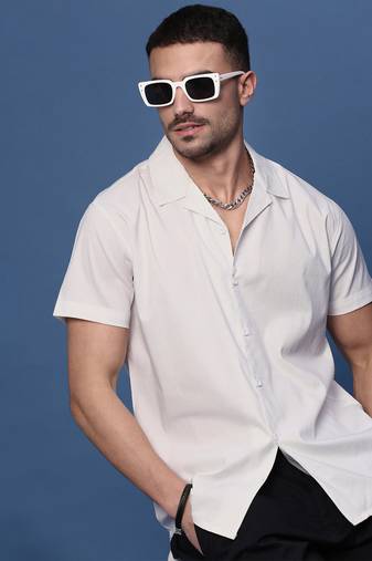 men's white solid cuban collar relaxed fit shirt