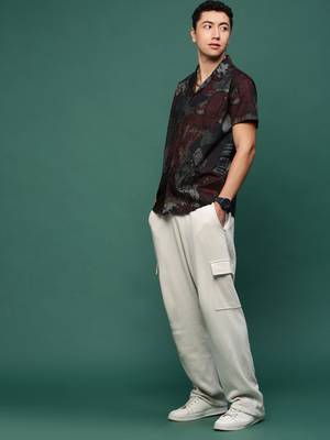 men's maroon abstract cuban collar relaxed fit shirt 5