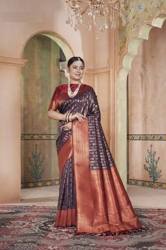 Navy Blue Kanchivaram Silk Zari Weaving With Gold Zari Border And Pallu Saree With Blouse For Women