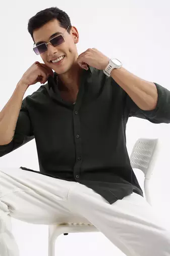 men's long sleeves solid slim fit green shirt