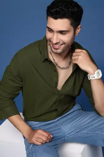men's solid slim fit olive shirt
