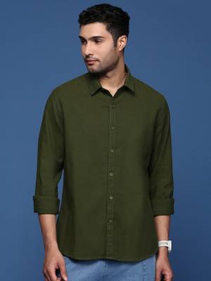 men's solid slim fit olive shirt 2