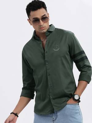 men's green solid slim fit shirt 1
