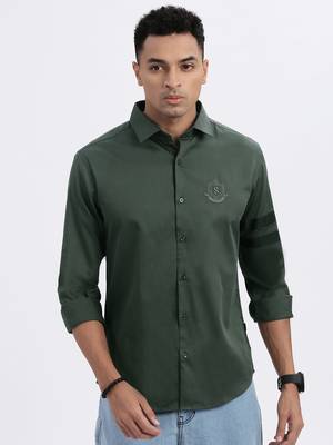 men's green solid slim fit shirt 2