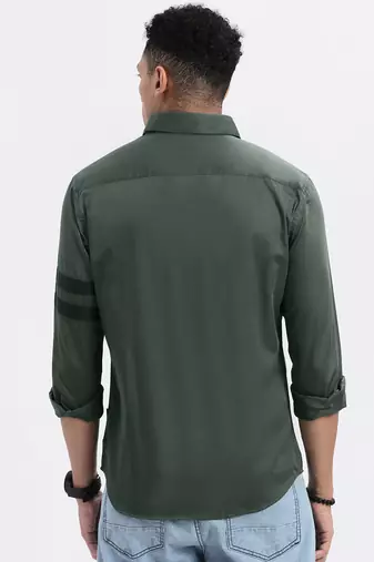 men's green solid slim fit shirt