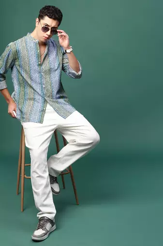 men's blue geometric slim fit striped shirt