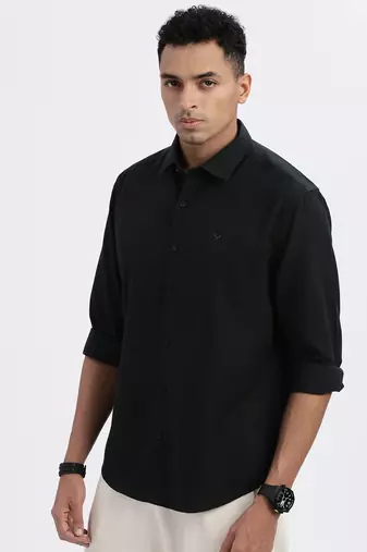 men's green solid slim fit shirt