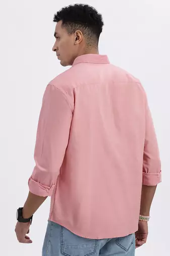 men's peach solid slim fit shirt