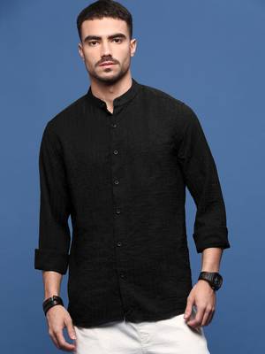 men's black solid slim fit shirt 2