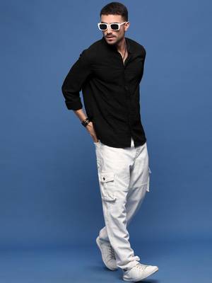men's black solid slim fit shirt 5